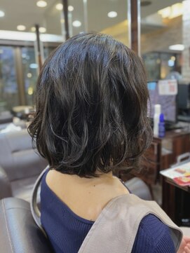 キャラ 池袋本店(CHARA) 細毛や軟毛の方にはエアウェーブでゆるっと無造作スタイルが良き