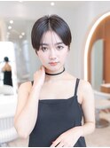20代30代大人かわいい暗髪カラー/耳掛けショートヘア/前髪