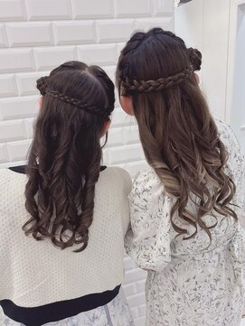 リルミー(Lilme) 双子で可愛い編み込み片耳ひつじヘア＊まゆ