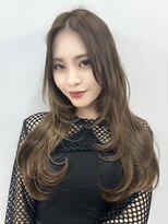 ヴェイン 渋谷(vain)&nbsp;イルミナカラーレイヤーカット顔まわりカット大人ヘア