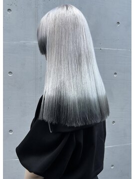 ヤド 原宿(YADO) デザインカラー/裾カラー/ホワイトカラー