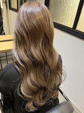 アリエッタ アザブ(ARIETTA AZABU) ハイライトカラーブロンドベージュケアブリーチダブルカラー