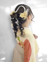 ハウス(HAUS.) 横浜卒業式着付け袴ヘアセットツイン編みおろしリボンアレンジ
