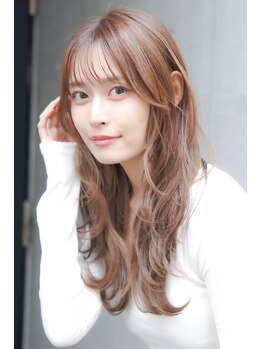 ティンカーベル ・ブラックレーベル【4月下旬NEW OPEN(予定)】の写真/ふんわりとした動きと柔らかい質感で、乾かすだけでもまとまりやすく扱いやすいヘアに。