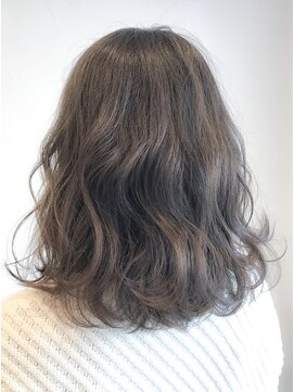 ウィロー(WILLOW) 【WILLOW】オーダー率高めイルミナカラー(井下貴史)