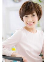 大人かわいい…インナーカラーくせ毛風ショートa1