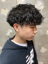 アカ(ACA)&nbsp;メンズカットパーマ波巻ツイストスパイラルパーマ札幌大通