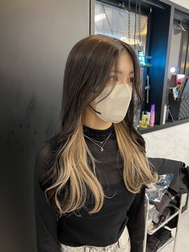 アルーシェウィズスカイ 原宿(Alushe with Sky) インナーブロンド/ダブルカラー/ケアブリーチ/インナーカラー