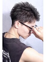 リップス 栄(LIPPS)&nbsp;フェザーショート黒髪ツーブロックメンズショート