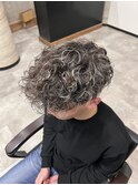 メンズパーマホワイトメッシュスペインカールマッシュ