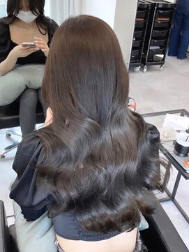 エル バイ アンキシム(elu by AHNKISM) 【韓国ヘア】レイヤーカット/顔まわりカット/くびれヘア/心斎橋