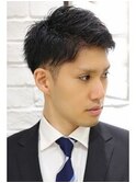 メンズビジネスショートツーブロック　理容室顔剃り眉毛カット