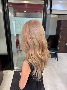 アイズ 本厚木(AIZU) ハイトーンカラー