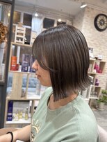 サンクチュアリー 千里山(Sanctuary)&nbsp;透明感カラーとミニボブスタイル