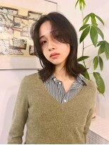 ヒュージ 表参道(huge)&nbsp;レイヤーミディアム/ニュアンスパーマ/顔周りカット/20代30代