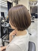 白髪ぼかし×艶感UPで若見えする40代ショートボブ