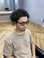 アレス バイ シカ 神戸三宮元町店(ALLES by Cica)&nbsp;スーツ短髪ツーブロック束感黒髪シークレットパーマ流行