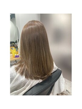 ヌーヌー 鶴ケ峰(nuu nuu) 透明感カラー×髪質改善