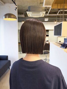 ミー 岡崎(mii) ツヤが出る髪質改善美髪ボブ