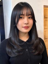 ロティー 天神(loty) レイヤー 顔周りカット 前髪 赤み消しカラー 透明感カラー 20代