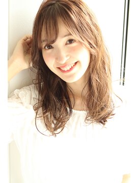 ブリーチ ラボ エーアイ 原宿店(BLEACH LABO Ai) 20代30代40代50代 色っぽふんわりミディの重軽ウェーブヘア♪