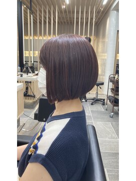 ラテ 渋谷(LATTE) 前下がりショートボブ