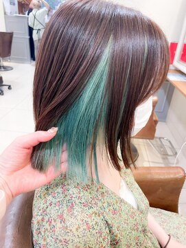 ネオリーブアイム 横浜西口店(Neolive aim) エメラルドグリーン インナーカラー【横浜】