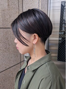 ゴーズゴー 吉祥寺(e)店(go s go) ツーブロック/メンズライク/センターパート/刈り上げショート