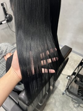 ナッツ(nuts.) blue black