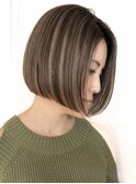 ハイライトバレイヤージュダブルカラーショートカット30代40代