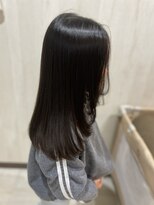 リブラン バイ ルッカ(Liburan by Lucca)&nbsp;1月顔まわりレイヤーkidsカット