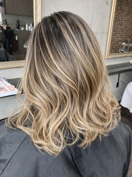 モルト 麻生(molt) バレイヤージュ