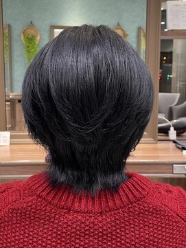 アッシュ 茗荷谷店(Ash) くせ毛でショートを諦めている人へ