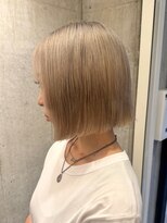 ロッカヘアエジェ(ROCCA hair eje.)&nbsp;デザインカラーミルクティーベージュボブ
