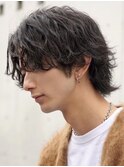 スパイラルパーマセンターパートウルフカットルーズパーマッシュ