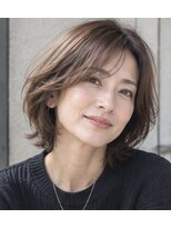 レガリタ(Regarita) #40代50代60代#大人上品ショート#白髪ぼかしベージュ