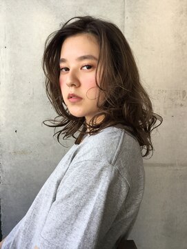 アトリエ ハンチ(atelier HUNCH) 抜けウェーブ