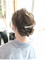 ロカット サロン(Roquat Salon)&nbsp;ロングふわアップアレンジ【ブライダルヘアアレンジ　立川/袴】