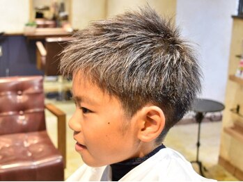 ヘアーデザイン アトリエ ミウ(HAIR DESIGN ATELIER MIU)の写真/お子様連れのご来店OK！周りを気にせず、親子で通えるアットホームサロン！ご家族でのご来店も大歓迎です◎