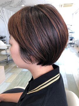ヘアークラフト アニー 南郷18丁目店(HAIR CRAFT Annie) 襟足スッキリしたショートボブ