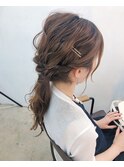 《eTONe》ゆるっと ローポニーアレンジ