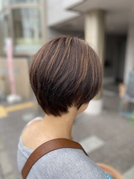 ルシア(LUCIA) グレーカラーハイライト