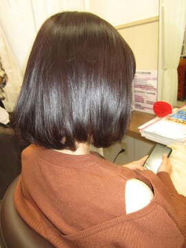 コアフィールフィス(COIFFURE fils) 【見附　今町】ワンカールツヤボブ