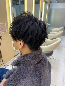 ヘアブロス(hair BROS)の写真/プライベート～ビジネスまでトレンドを抑えながら清潔感あふれるスタイルが魅力◎第一印象がグッと上がる！