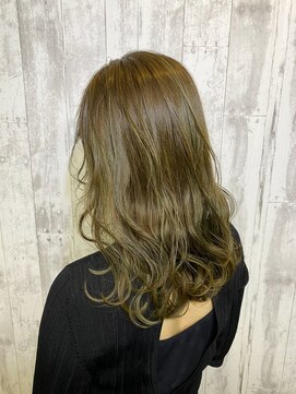 パレット 高崎店(Palette) 赤味なし！オリーブベージュ