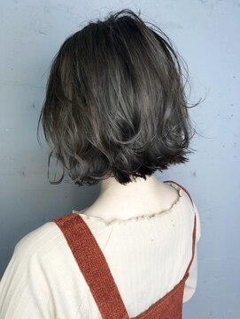 ドアーズ(Door's) OLさんにもオススメ☆ゆるふわグレーボブ