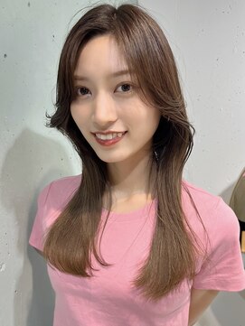 ティア(Tia.) (韓国風/くびれヘア/ロングヘア/前髪/サイドバング/小顔)