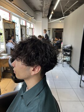 アイズ 海老名(AIZU) 波巻きスパイラルパーマ 波巻きパーマ スパイラルパーマ