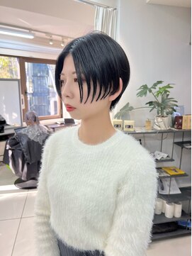 ヴェイン 渋谷(vain) イヤリングカラーマッシュウルフツヤ髪スタイルブルージュ