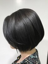 アズール 草加(azule)&nbsp;大人ショート　小顔ヘア　ひし形